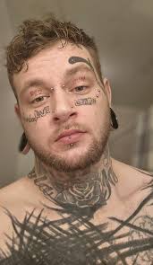 Hello everyone😘;I really want to add more piercing 😝🤩 but I don't no  what good