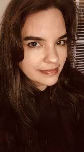 Gillian Thomas's Instagram, Twitter & Facebook