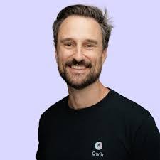 Mark Tanner's Instagram, Twitter & Facebook