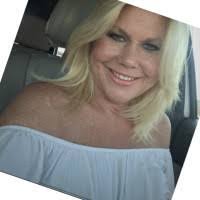 Alison Blackwell's Instagram, Twitter & Facebook