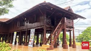 Maybe you would like to learn more about one of these? Satu Hari Penuh Sejarah Di Jakarta Utara