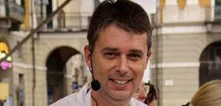 Paolo armando, ex concorrente di masterchef, è stato ritrovato morto nel suo appartamento a cuneo. Glmqo4uofqi1im
