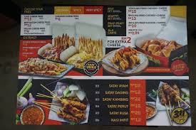 Meanwhile, dunk a piece of chicken into the buttermilk mixture, then roll in the flour mixture until well coated. Fam Fries Kitchen Dan Ayo Fried Chicken Ada Di Food Monger Cyberjaya Mawardi Yunus