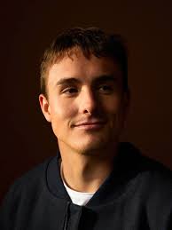 Skiakrobatik-Weltmeister Noé Roth: Um reich zu werden, habe ich die falsche  Sportart gewählt