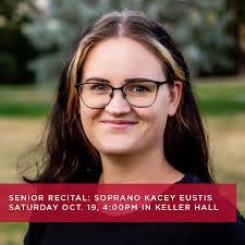 Carrie Rohr's Instagram, Twitter & Facebook