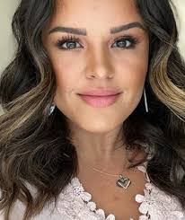 Heather Demoss's Instagram, Twitter & Facebook