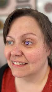 Shimmery flakes of purple and pink tones in an opal iris. The pop