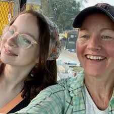 Diane Hite's Instagram, Twitter & Facebook