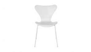 The beautiful swan™ chair was designed by arne jacobsen in 1958 for the lobby and lounge areas of the sas royal hotel in copenhagen. Fritz Hansen Serie 7 Stuhl Tal R Edition Weiss 105 Dopo Domani