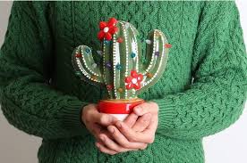 From the smallest pebbles to much larger rocks, it's all up to you how large and varied you make your very own stone cactus collection. Ceramic Cactus Christmas Tree A Must Have For The Holiday Season