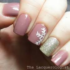If you like glitter this is a pretty. 20 Simple Christmas Nails Ideas Christmas Nails Nails Holiday Nails