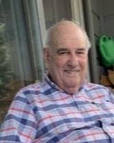 Julie Theobald's Instagram, Twitter & Facebook