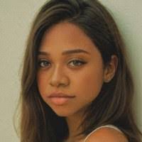 Kiara Harris's Instagram, Twitter & Facebook