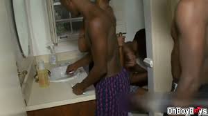 Xhamster to najlepszy portal z filmami pornograficznymi oferujący darmowe porno! Three Black Twinks Suck And Fuck Each Other In Bathroom