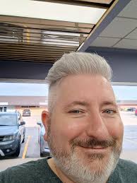 As a hair stylist I can't live without my dunks. 🥹