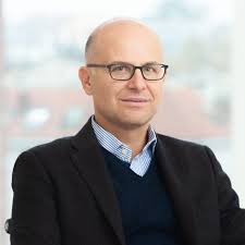 Ryan Benedict, Global