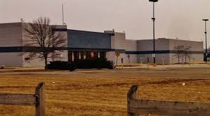 Mcallen Texas Turned An Abandoned Walmart Into The Largest Single Floor Public Library In America Abandoned Architecture The Incredibles