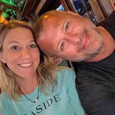 christina hauser (@christinalousie)