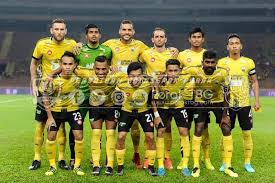 Football atau soccer (dalam bahasa inggris) merupakan cabang olahraga internasional yang beranggotakan 11 pemain inti dan dalam kongres pssi di solo, organisasi tersebut mengalami perubahan nama menjadi persatuan sepak bola seluruh indonesia. Pafa Hantar Rayuan Kepada Fam Football Tribe Malaysia