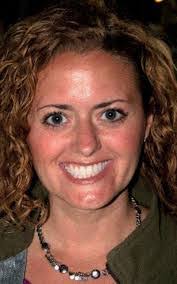 Nicole Munn's Instagram, Twitter & Facebook