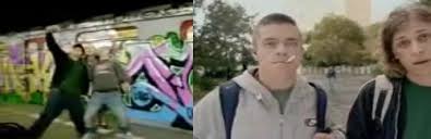 Petr (tomáš vorel ml.) a michal (jiří mádl) studují gymnázium, ale stejně jako většinu ostatních spolužáků je to tam sere, učení je nezajímá, a chtějí si pouze užívat. Gympl Trailery Filmografie Cz