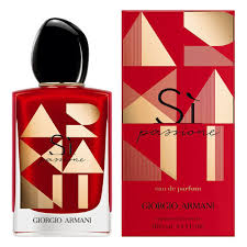 This sparkling, fruity floral scent with notes of rose and woody vanilla was created for what else you need to know: Giorgio Armani Si Passione Limited Edition 2018