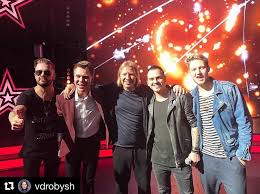 Ребята стремительно ворвались на эстраду, закрепив за собой статус суперзвёзд. Gruppa Chelsi Oficialnaya Stranica