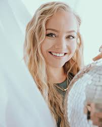 2️⃣0️⃣2️⃣4️⃣ ✨ #lessbittermoreglitter 💖