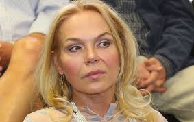 Dagmar havlová — dagmar veškrnová havlová (* 22. Svedectvi Kolegu Dagmar Havlove Hadala Se O Penize Ahaonline Cz