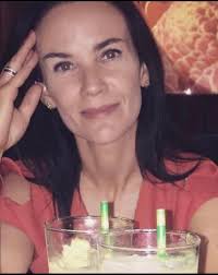 Niamh O'Sullivan (@NiamhOSully)