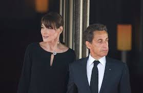 Depuis la naissance de leur fille, l'ancien président nicolas sarkozy et carla bruni font tout pour préserver son anonymat. Nicolas Sarkozy Et Carla Bruni L Entree De Leur Residence Est Gardee 24 Sur 24 Par Des Gardes