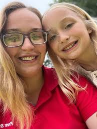 Anna June's Instagram, Twitter & Facebook