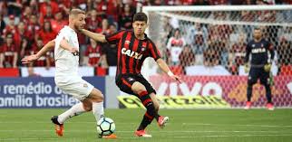 O resultado do jogo do bicho é publicado em diversos jornais do. Atletico Pr Bate O Vitoria De Virada E Chega A 4 Vitorias Seguidas 25 06 2017 Uol Esporte