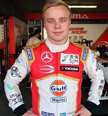 Rosenqvist never lost consciousness and was extracted from the car, put on the board and placed in the ambulance. Felix Rosenqvist Wikipedia