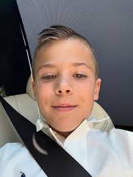 Emily Simpson reveals 10-year-old son, Luke, was diagnosed with an eating  disorder