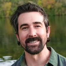 Y'all know what he's thinking of when he starts to clap...