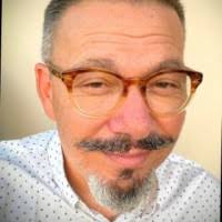 500+ "Barry" profiles