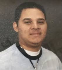 Habló el padre del joven que fue encontrado detrás de un refrigerador 10  años después de haber desaparecido: “Sentí que la tierra se lo había  tragado"