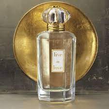 Live In Love By Oscar De La Renta Summer Fragrance Fragrance Floral Scent