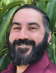 Ali Nikbakht's Instagram, Twitter & Facebook