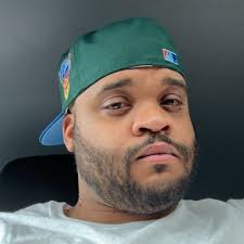 April Bee (@TheEgomonster)