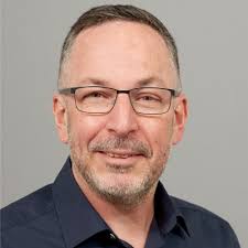 Ich habe einen neuen Job und arbeite jetzt als Head of Transactional  Operations bei STEINEMANN TECHNOLOGY AG.