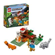 Cuando hablamos de lego nos referimos a una marca que tiene a la venta una amplia variedad de juegos y figuras armables para niños de todas las edades. Lego Minecraft La Aventura En La Taiga 21162 Lego Minecraft Tienda De Juguetes Y Videojuegos Jugueteria Online Toysrus