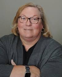 Staci Frazier's Instagram, Twitter & Facebook