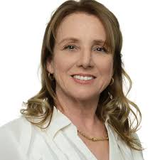 jensellsfl #realestateinvestors #itpaystohavecomps #gulfport  #gulfportliving #jenvultaggiorealtor #jensellsfl #cbsocial  #floridarealestate