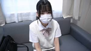 真っ白な心のキャンバス Ⅰ＆Ⅱ】夏の終わりに訪れた純白の心と体。重ならないはずの運命が動き出す、二人の世界線。ゆうな１８歳 FC2-PPV- 3109397|Luxury HD 斯斯tv_18av免費線上直播_a片成人電影PC平板手機看到飽