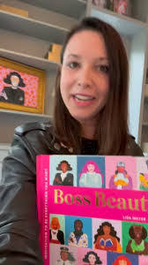 Lisa Boss's Instagram, Twitter & Facebook