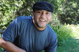 Nimic mai simplu, apasa pe butonul de mai jos si o vei gasi in format pdf, epub sau mobi. Din Cartea Arta De A Iubi De Don Miguel Ruiz