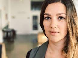 How To Use Iphone 7 Plus Portrait Mode To Create Beautiful Background Blur Smartphone Photography Photography Tips Iphone 7 Plus
