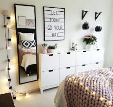 Pin Di Shelby Banks Su Decoracao Idee Per La Stanza Da Letto Idee Camera Da Letto Decorazione Camera Da Letto